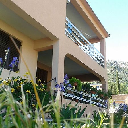 Apartment Davidovic Τίβατ Δωμάτιο φωτογραφία