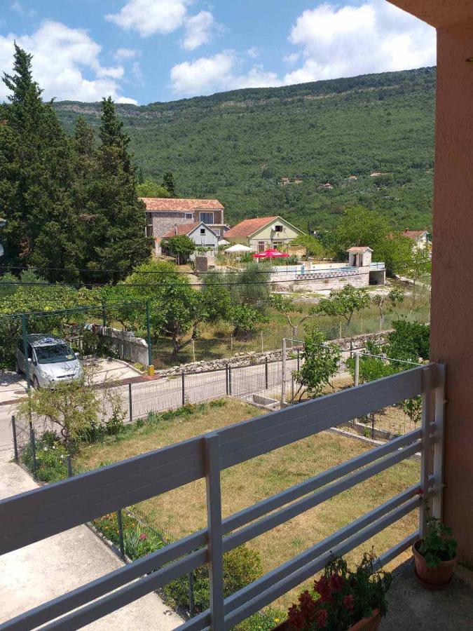 Apartment Davidovic Τίβατ Εξωτερικό φωτογραφία