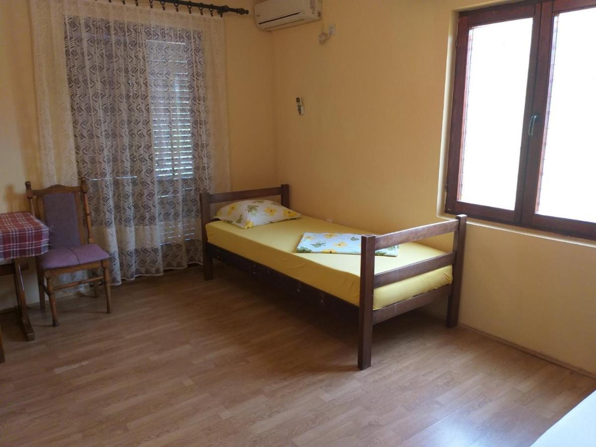 Apartment Davidovic Τίβατ Εξωτερικό φωτογραφία